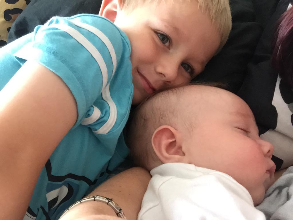 foreverwithbec's tweet image. Lovely day snuggling my babies #workingfromhomeisamazing #lovemylife