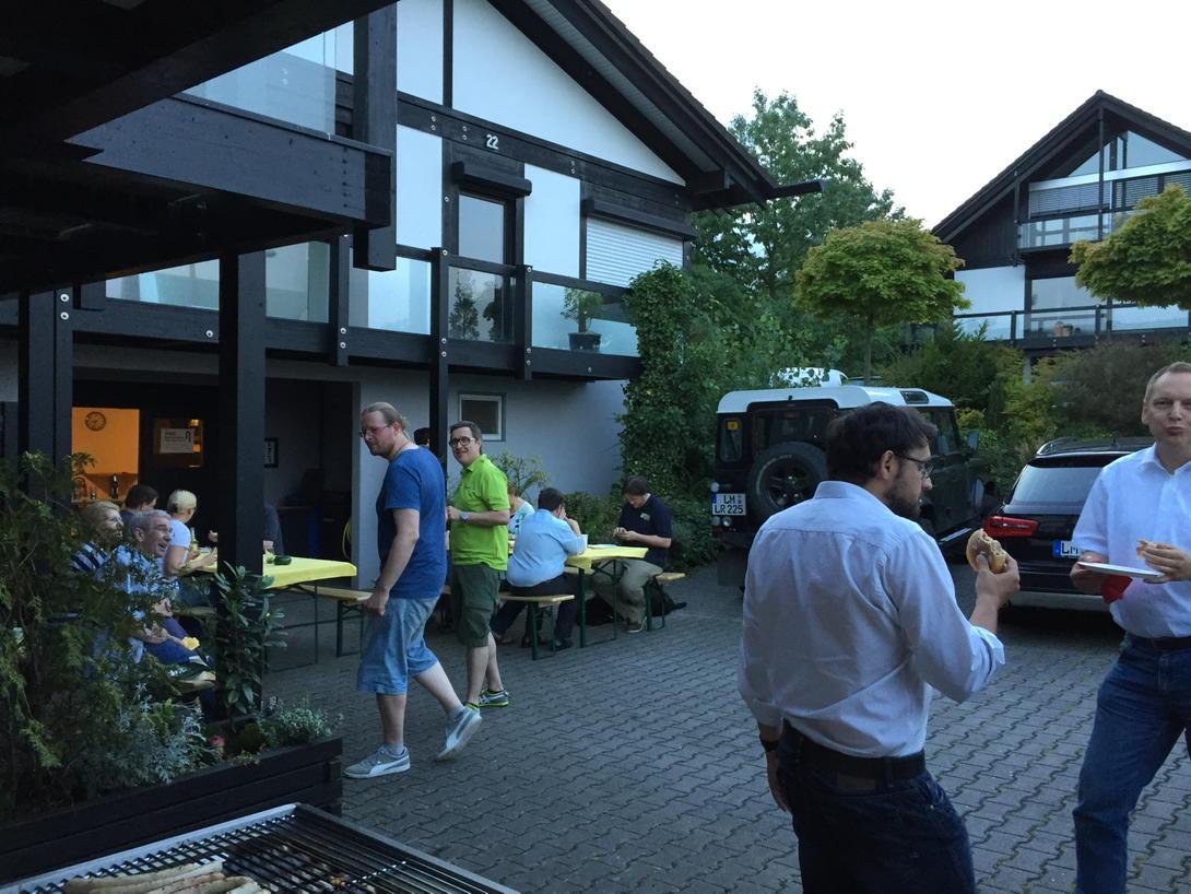 oengels's tweet photo. #sqlpassde #barbecue http://t.co/0AmDtNkYsK