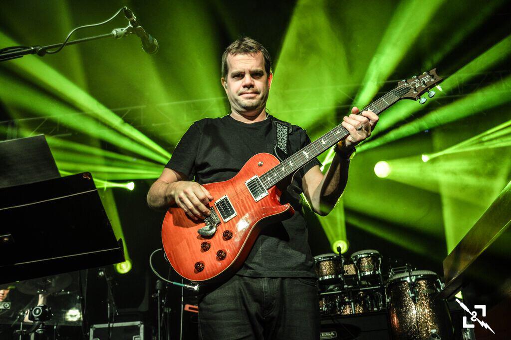 Wishing a very Happy 39th Birthday to Brendan Bayliss of    