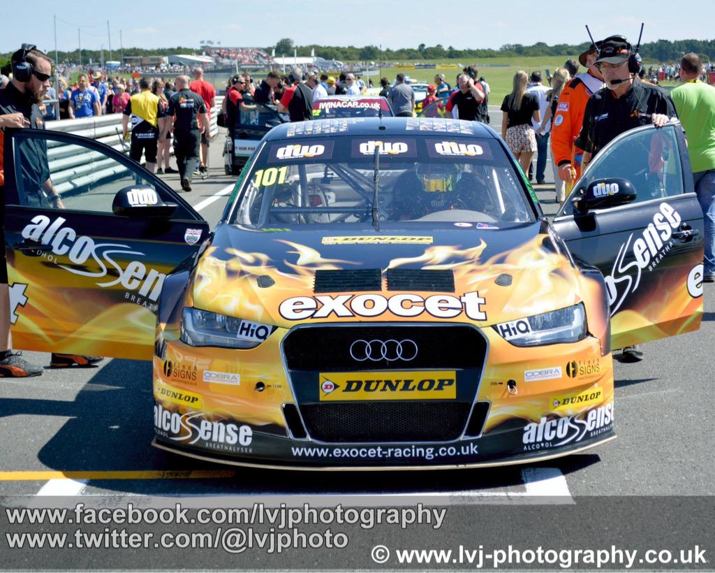 lvjphoto's tweet photo. @RobertoAustini @RobAustinRacing @FAST_Exocet as promised when you signed my photo on Sunday some of my photos of you http://t.co/qBax5ZiS28