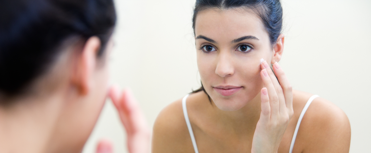 POPSUGARBeauty's tweet photo. The antiaging ingredient you should be eating for younger skin, via @TheCut: http://t.co/pzlf5kR6D9 http://t.co/sog1F9mfTV
