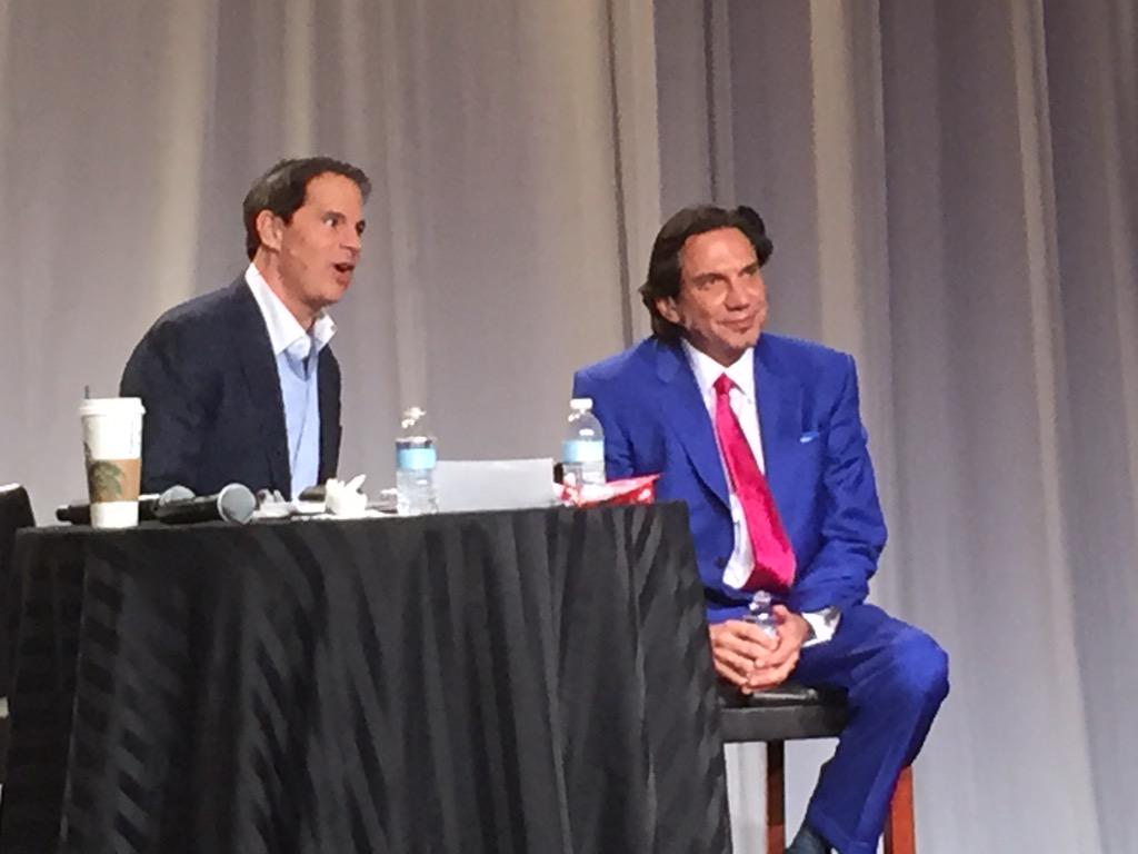 DrHaroldBafitis's tweet photo. @MartinelliCoach taking questions with #DrBafitis @JohnMaxwellTeam #JMTeam http://t.co/Umhr85TXc5