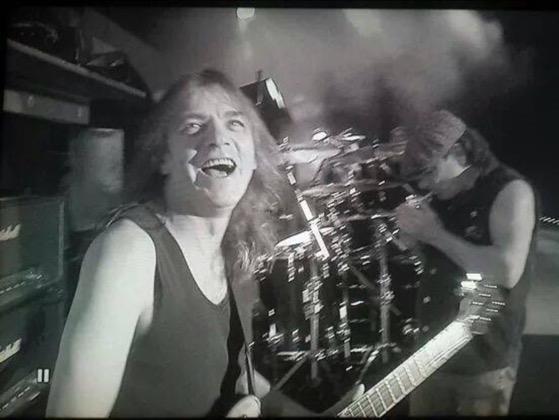 Without Malcolm Young, there'd be no AC/DC
 Maximum respect to the #Riffmaker. #GoEasyMal
