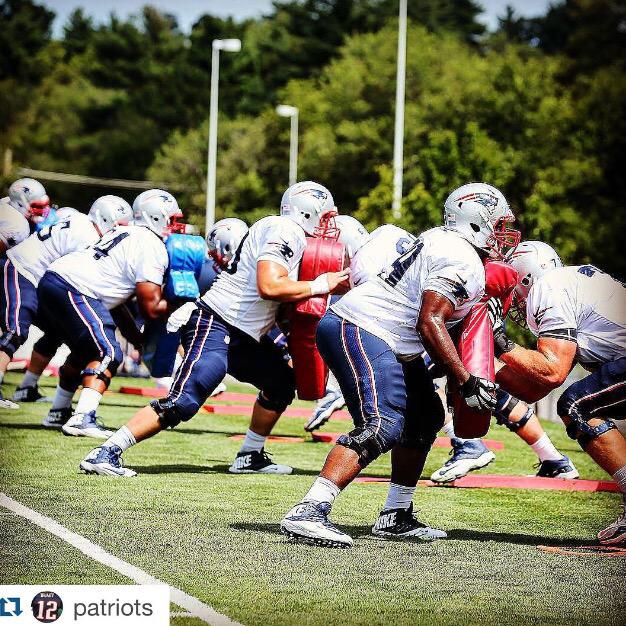 GenerosiTrend's tweet photo. #GenerosiTrend co-founder @HeathEvans44 is covering #PatsCamp today on @nflnetwork, don't miss it! #Patriots #NFL http://t.co/MvTlXkZDji