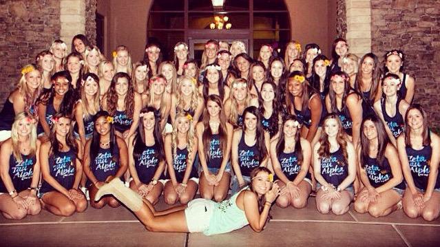 JuliaTuzzolino's tweet image. We are all so little!!!! Can't wait to see all my perfect sisters at retreat next weekend😛❤️ #fall13