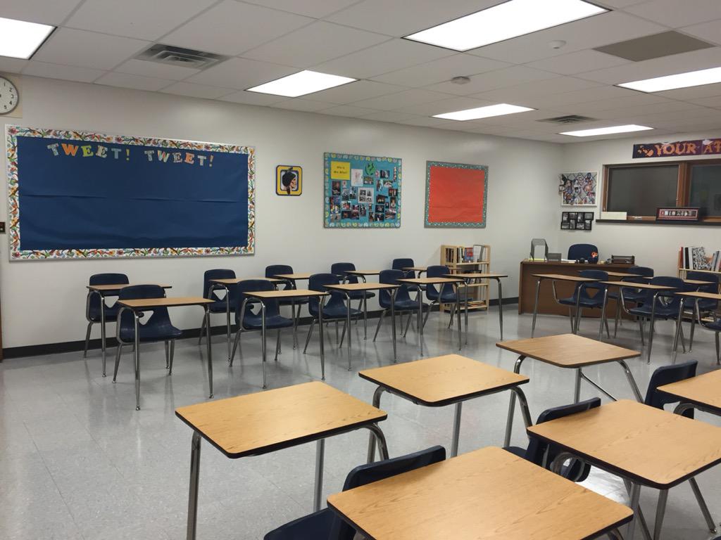 Milleram15's tweet photo. School starts tomorrow! 15 years...how can it be?! #timeflieshavingfun #readysetgo http://t.co/4dyujs4Qwd