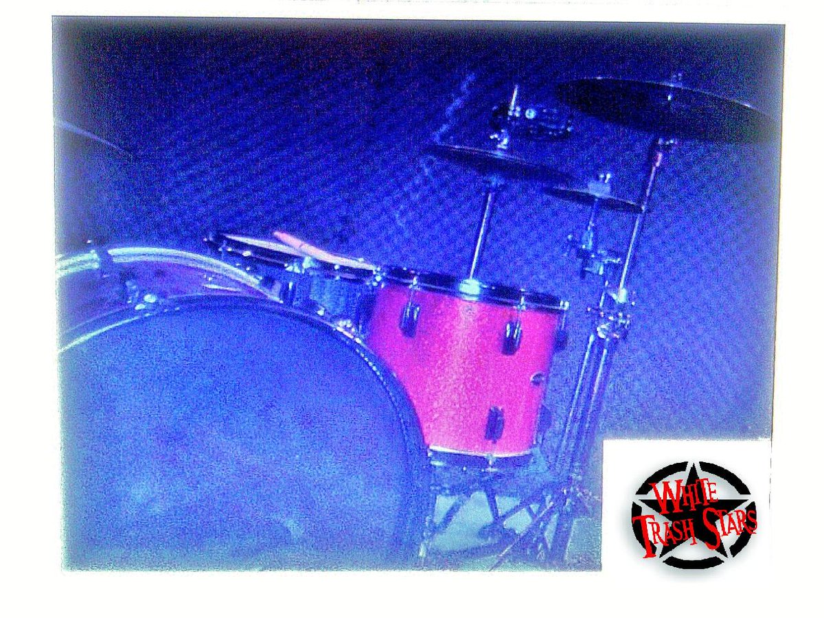 SixxTwentySeven's tweet photo. https://t.co/evGds6nCa7 http://t.co/ppqcsbO8pH