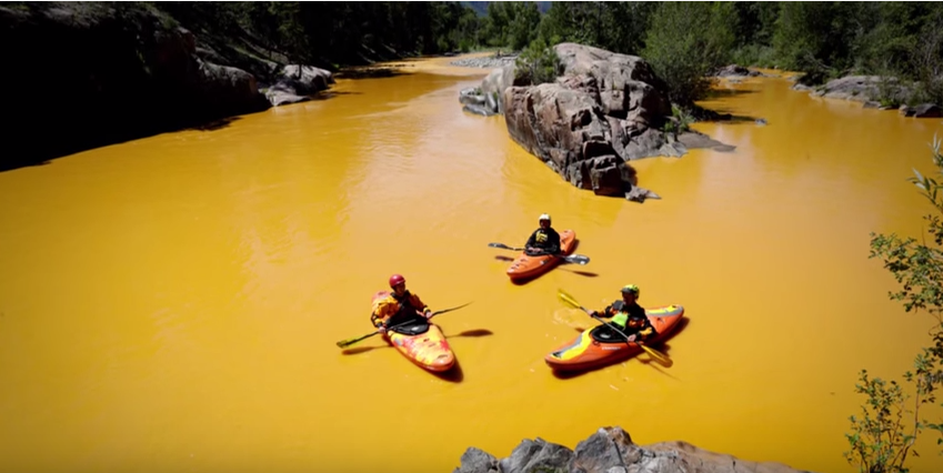 #Colorado govn'r <a href="/hickforco/">Wade Parker</a> declares state of emergency following water contamination case: youtu.be/S2jcj_a5ZXs
