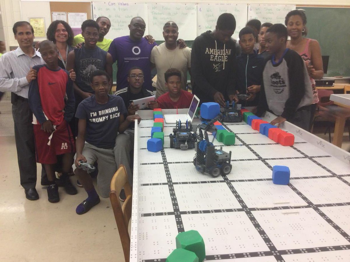 #YAAcademicAthleticsCharacterEducation youth summerinstitute w/towerbuilding robots HT#Laidlaw&amp;#PinballClemons <a href="/tdsb/">Toronto District School Board</a>