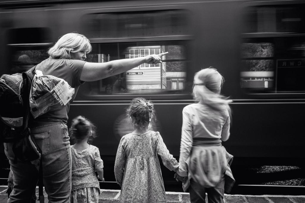 bybrett's tweet image. 'Railway Children' - Camera: Leica M Location: @svrofficialsite Image: @bybrett