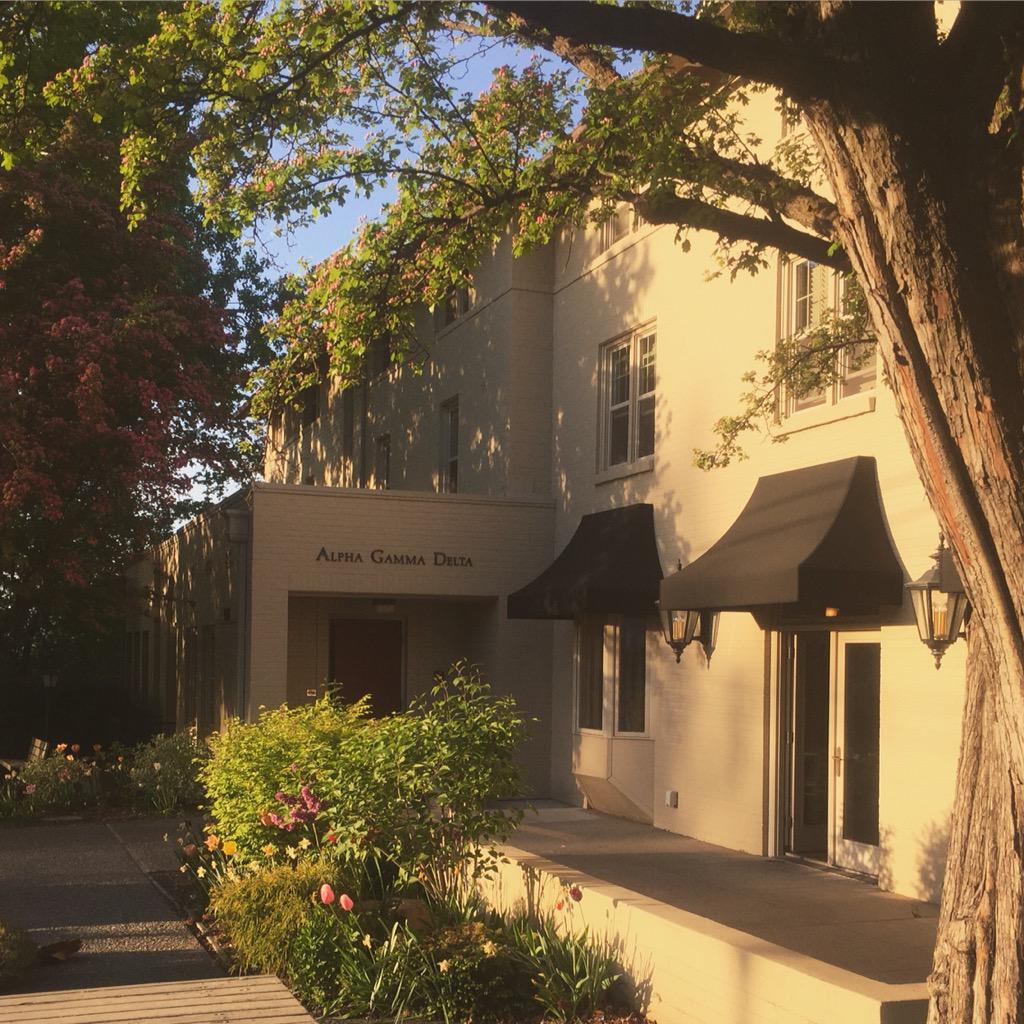 Welcome back squirrels! #MoveInDay