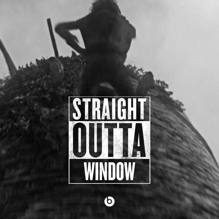 Daenerys's tweet photo. These Straight Outta GoT-Memes are too much. 😂😂 http://t.co/CfcBlr6GIw