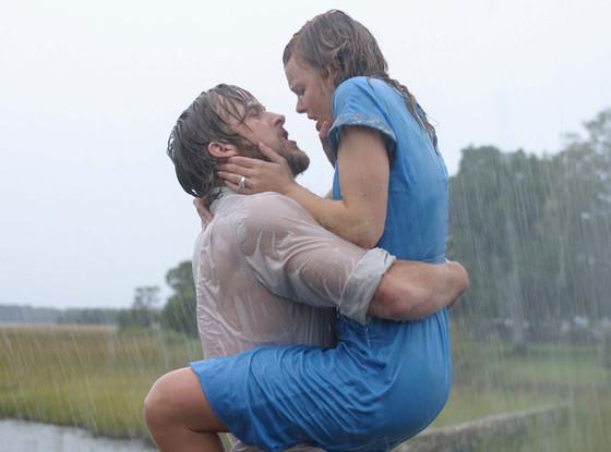 eentertainment's tweet photo. Grab the tissues. #TheNotebook is heading to The CW as a series: http://t.co/RuTua6aiXA http://t.co/DuZkavh0qK