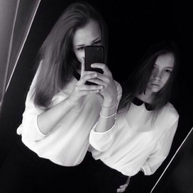 requler_'s tweet image. Прогулялись с Лесей.