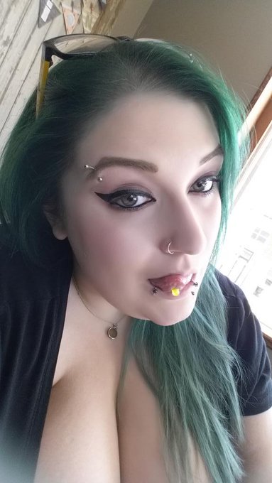 **RETWEET** FAST GAME!!! Only 15-25 minutes!! Sissy is paying $5 per RT // $3 per FAV!! #findom #retweet<a href="/tag/findom"class="tags"><span>#findom</span></a><a href="/tag/retweet"class="tags"><span>#retweet</span></a>