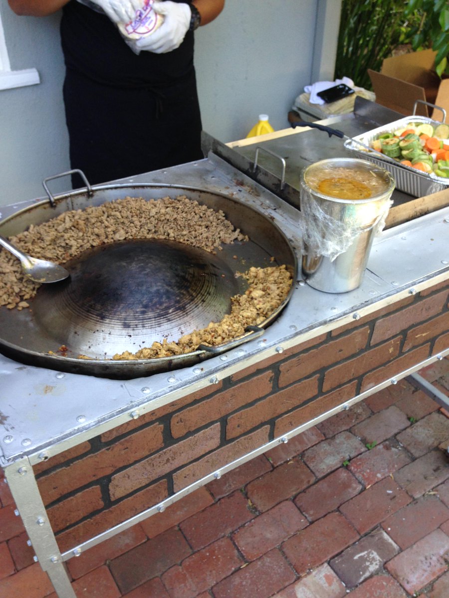 TwilightTasting's tweet photo. Come grab delicious tacos &amp; refreshing margaritas at 5120 Hayman, La Canada from 4-7pm! #tacotuesday #thebernsteam http://t.co/LctZdZYdcs