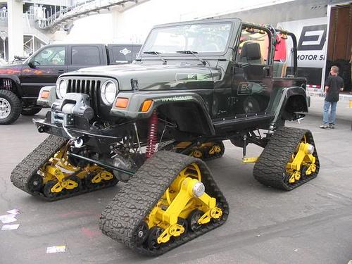 4x4extremejeep's tweet photo. You can fo anything with a #jeep http://t.co/HF79Q8KVp2