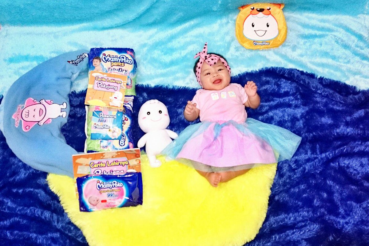 Furikha's tweet photo. Hamdalah kamu terlahir sesuai harapan org tuamu, nak. Cantik &amp; ceria. Sifat dewasamu sudah terlihat, berkah bg kami ♥ http://t.co/V4M2CEmyJF