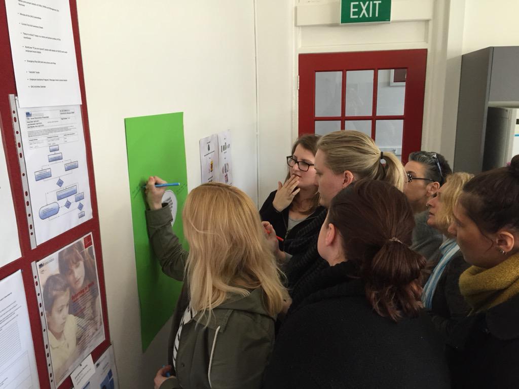 ChrisBorcek's tweet photo. Silent conversations @SKPS1479 http://t.co/Iy60djzozB