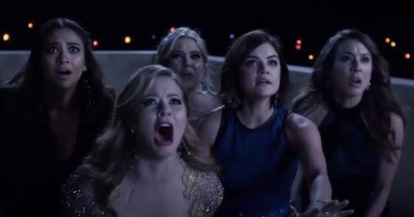 HollywoodLife's tweet photo. The #PrettyLittleLiars finale has fans FREAKING OUT about who "A" is! http://t.co/Eez1JU17mL #PLL @ABCFpll http://t.co/g6m3hTgi55