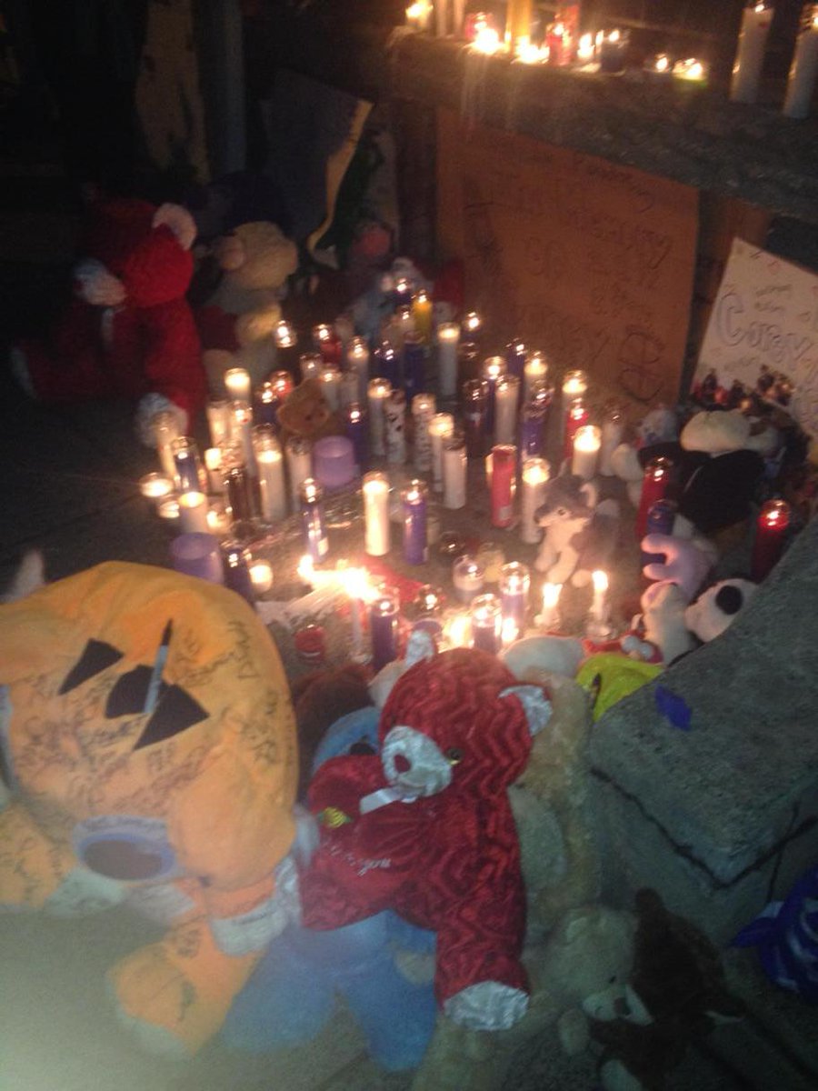 WilliamSpratley's tweet photo. Rest easy lil bro see you when I get there #live4corey http://t.co/Ud0GienGjA