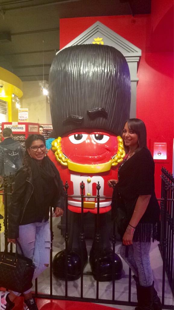 Victoria_T3's tweet photo. London Life 🇬🇧 http://t.co/UBw7CdoGtc