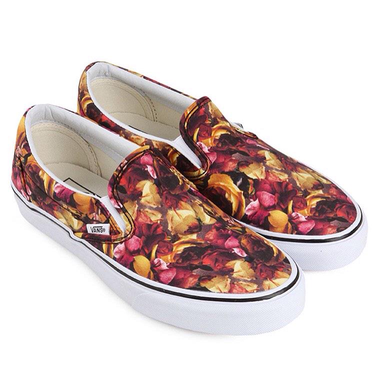 Vans Slip on Digi Floral
Size: 4.5 - 7 ( Rp.949.000 )
@Danbopack @JBershoes