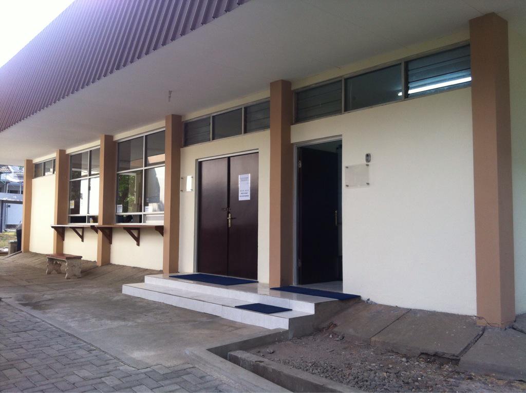 BEMFILKOMUB's tweet photo. Foto gedung baru untuk kemahasiswaan dan akademik.
#AyoKontribusi http://t.co/Z9gRfZykRr