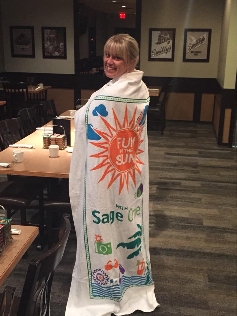 mellie2929's tweet photo. A fun night with Sage! Thanks Mark, Sage, &amp; IPBC. @markhubz @jenniferwarawa @alistairellis @CertProAcc #bookkeepers http://t.co/7hZuRg3Voy