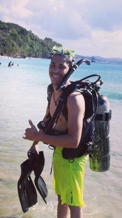 Ramxel10c's tweet photo. Check it out this page for enjoy the best experience of scuba dive in PR. https://t.co/6ipeq4q5bi http://t.co/Zaxos83n3d