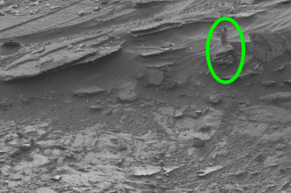 BuzzFeed's tweet photo. Is this an image of a ghost woman on Mars? http://t.co/O5AVmZXvLd http://t.co/MdMwy8vsEr