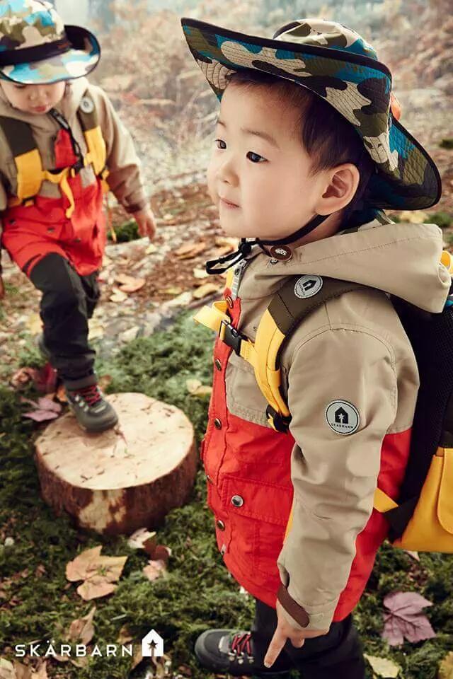 KoreanUpdates's tweet photo. #Daehan, #Minguk, #Manse for Skärbarn Fall 2015 🍁 #KoreanUpdates #songtriplets  http://t.co/vz7dXEfknQ http://t.co/hDsBe5azq1