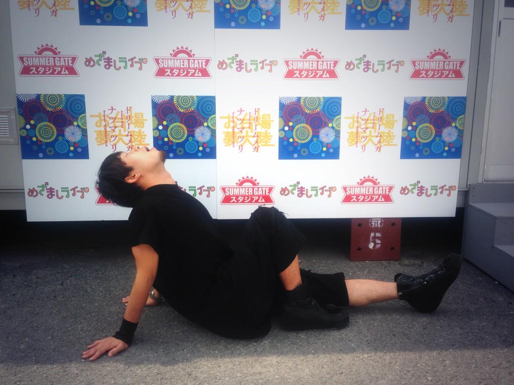 9mmparabellumbullet 本日 めざましライブ お台場夢大陸に出演します イベントスタートは17 00から 夢大陸に起こしの方も夢大陸summer Gateスタジアムへ 物販は13時 販売開始です 武富士 Http T Co Im8ofrh6fc