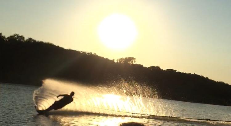 DD4consulting's tweet image. Another night of skiing. #waterski #hoskis