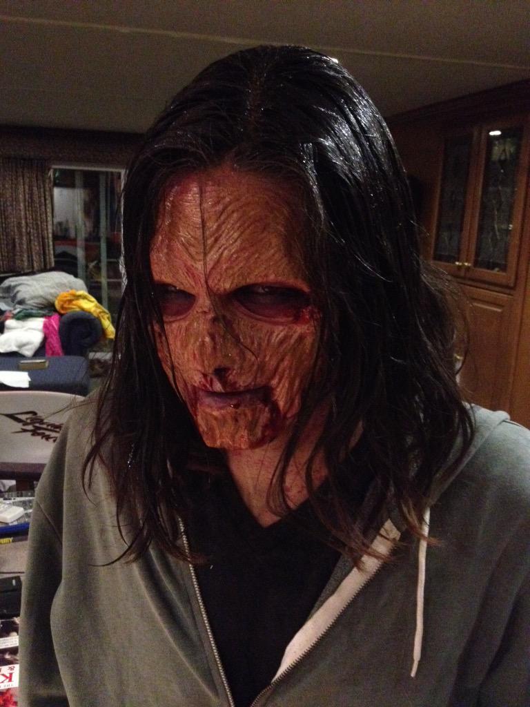 Severed_Souls's tweet photo. Time to scare the shit out of people! Before and after of Chris! http://t.co/Kma9vqxZdo