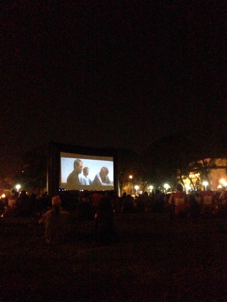 DowntownWpgBIZ's tweet photo. *Insert Jaws rift here*. Close to a thousand Winnipeggers taking a bite out of downtown for Movies on Memorial. http://t.co/Y8vjbe1L84