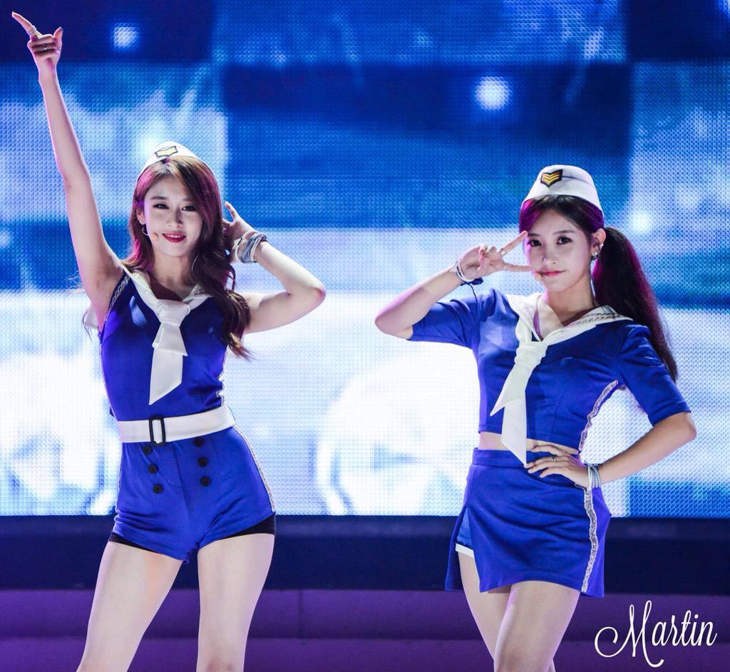 EunYeonInt's tweet photo. 150809 Soyeon &amp; Eunjung &amp; Jiyeon @ 2015 Korea Music Festival in Sokcho By Martin http://t.co/mANiBbaFt8