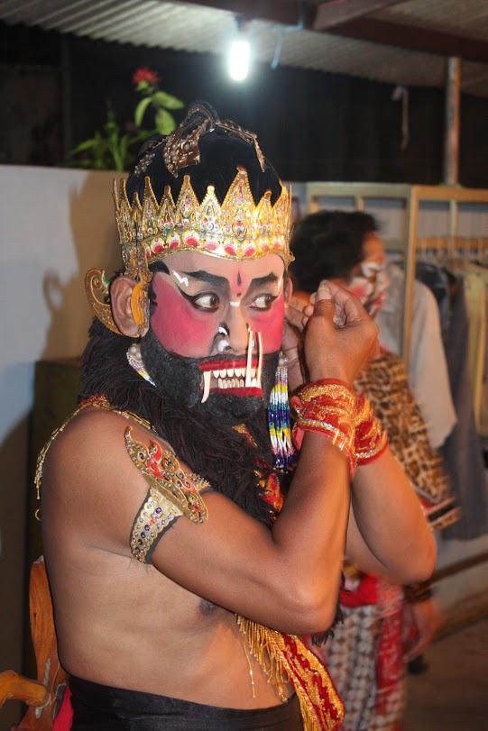 ramayanaPURA's tweet photo. #RamayanaBallet at #Purawisata, has held The Record for the stage every night without ever being off for 39 YEARS http://t.co/JqcAj0QNMc
