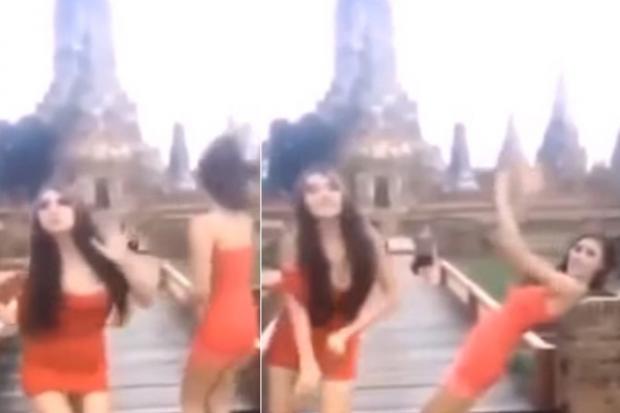 Embedded image permalink