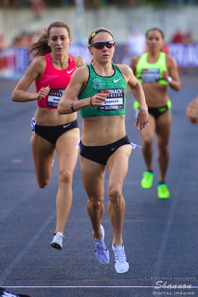 athleticsPix's tweet photo. Lauren Johnson, 2nd in the 800 meter in the Flotrack Throwdown
@OregonTCElite #FloThrowdown http://t.co/RN9X40KMCe