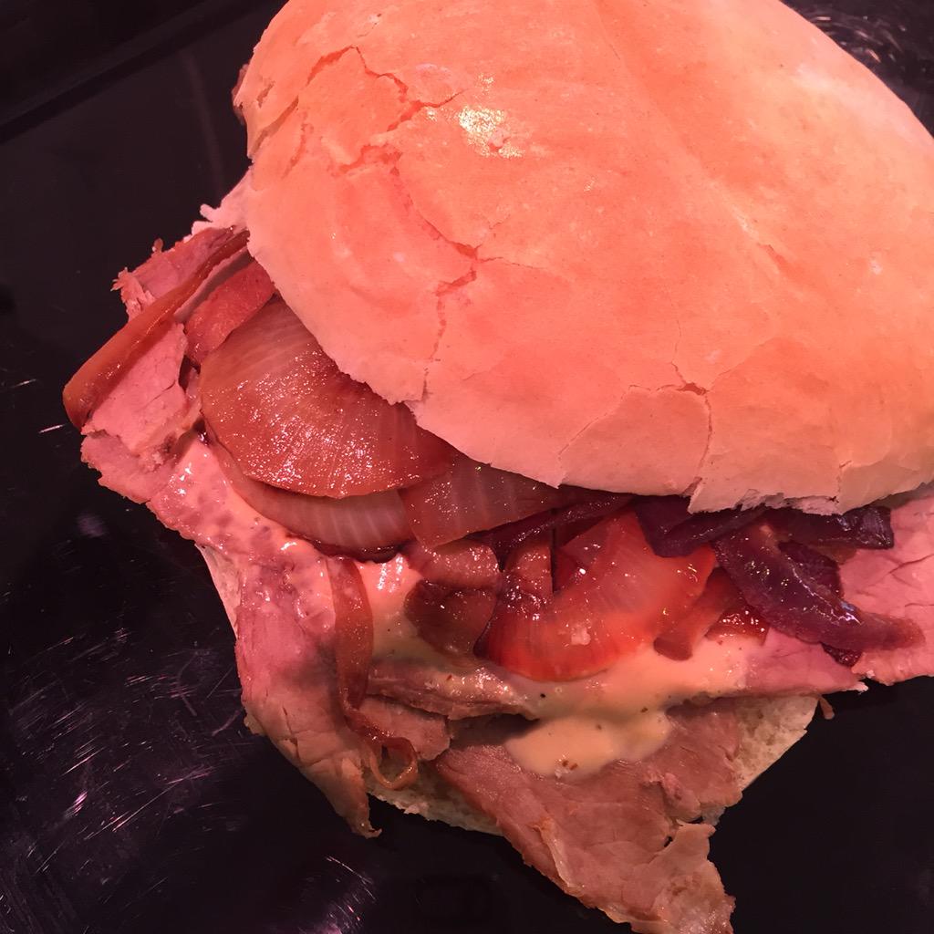 cooksrainford's tweet photo. New delicious hot carvery beef sandwich with onions and peppercorn sauce £3.50! Orders on 01744 882644. #sthelenshour http://t.co/hwQt7lInMW