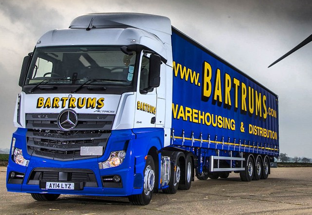 DaimlerTruckUK's tweet photo. #Bartrums impressive new #Actros. Follow us on Instagram at http://t.co/Um31gcRW58 http://t.co/EznSh0CYLe