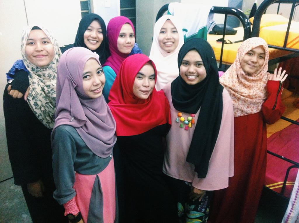 icedchoco4eva's tweet photo. 8/8 ๐ #eidceleb2015 #dormates http://t.co/74JW97Qgrt