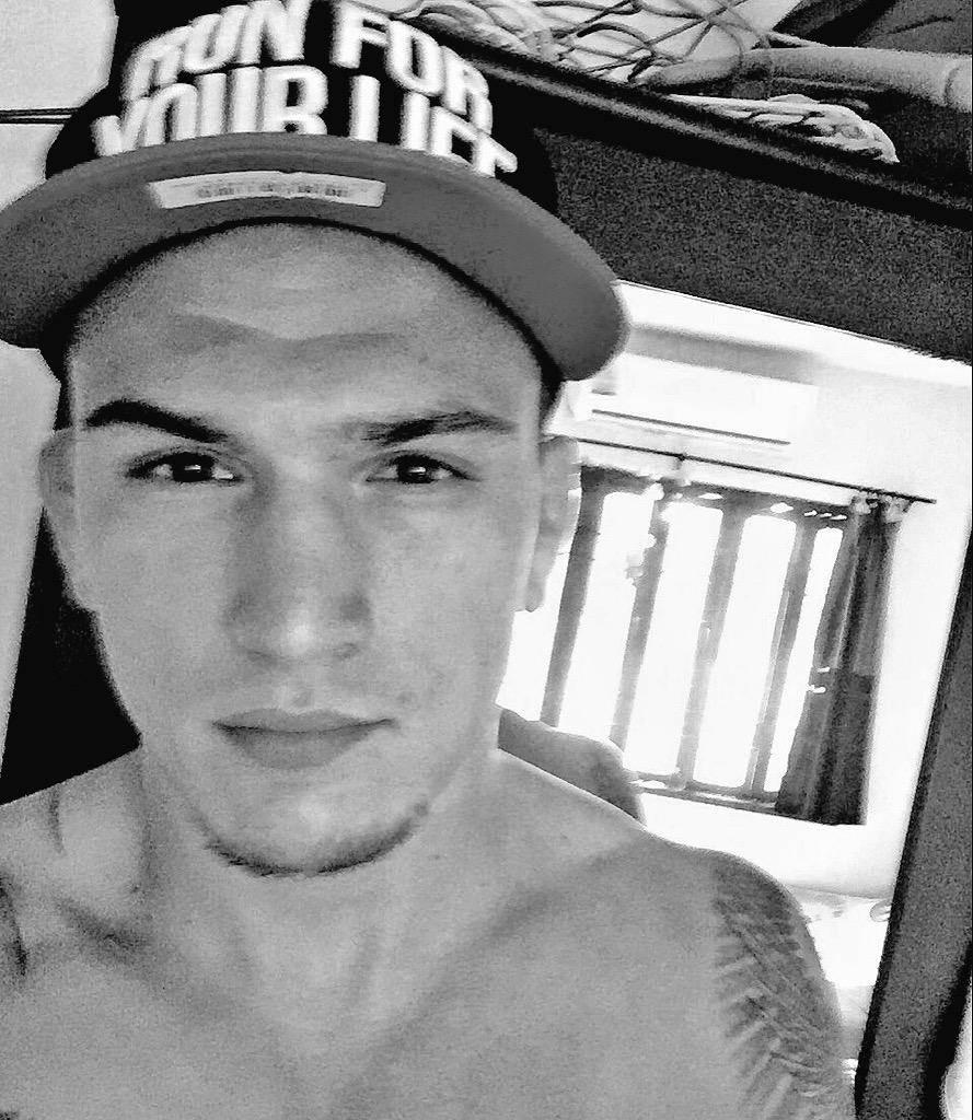 DonMadgeMMA's tweet image. Just got my @NewEra_SA gear all the way here in Thailand.. 👊🏻 represent represent! #NewEra #TeamMadge