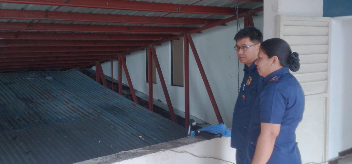 CSPSPG's tweet photo. 8/12/2015 Inspecting the PSPG roof deck with C, BFMS @DirectorPSPG @pnppspg http://t.co/ugsmM5tCOu