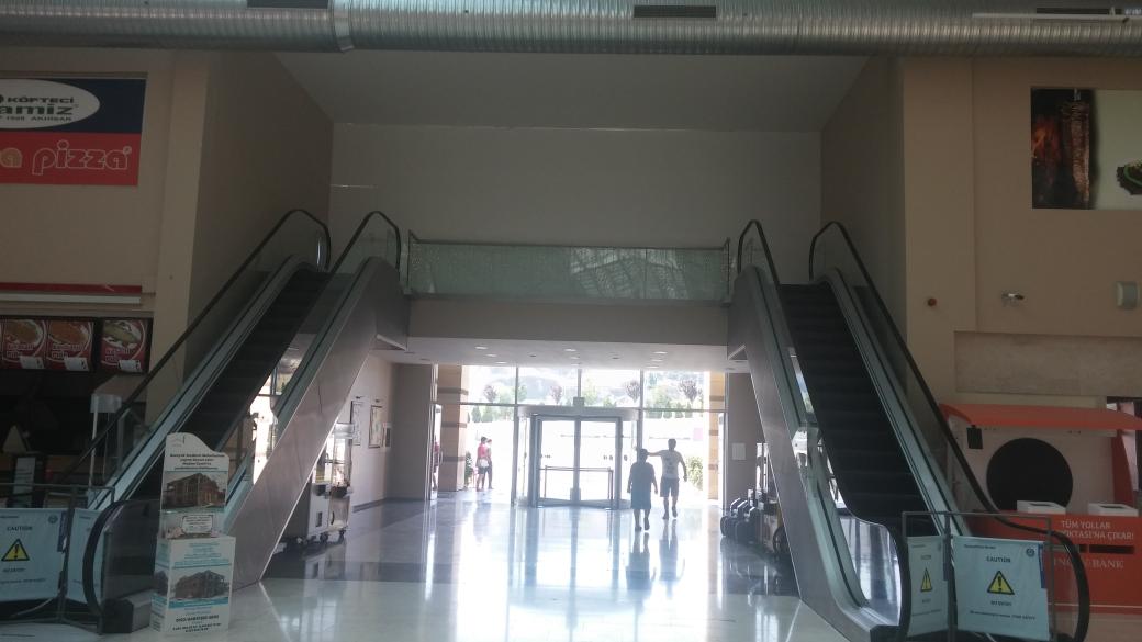 Laz müteahhidin "sonsuzluğun devr-i daimi" isimli eseri.