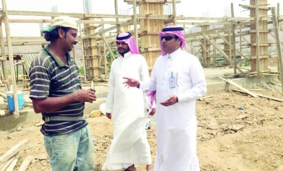 arabnews's tweet image. Some employers still violate ban on midday work
goo.gl/SIuwyv #SaudiArabia #middayworkban #laborexploitation