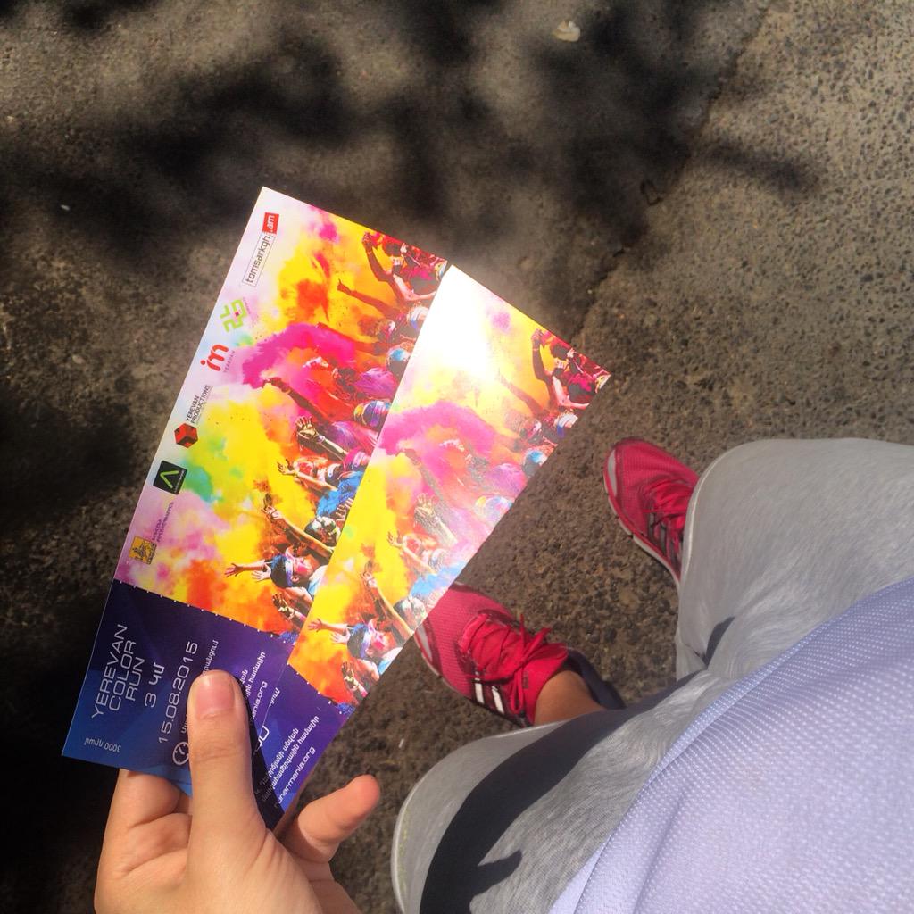 AmsterdAmik's tweet photo. ❤️💜💛💚💙Can't wait #YerevanColorRun ❤️💜💛💚💙 http://t.co/4OMaQK7VoG