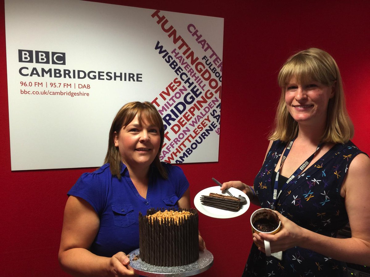 Fun with microwave “cake” and <a href="/dottymcl/">Dotty McLeod</a> on <a href="/BBCCambs/">BBC Cambridgeshire</a>  Thanks for having me!! (No real cake was harmed!)