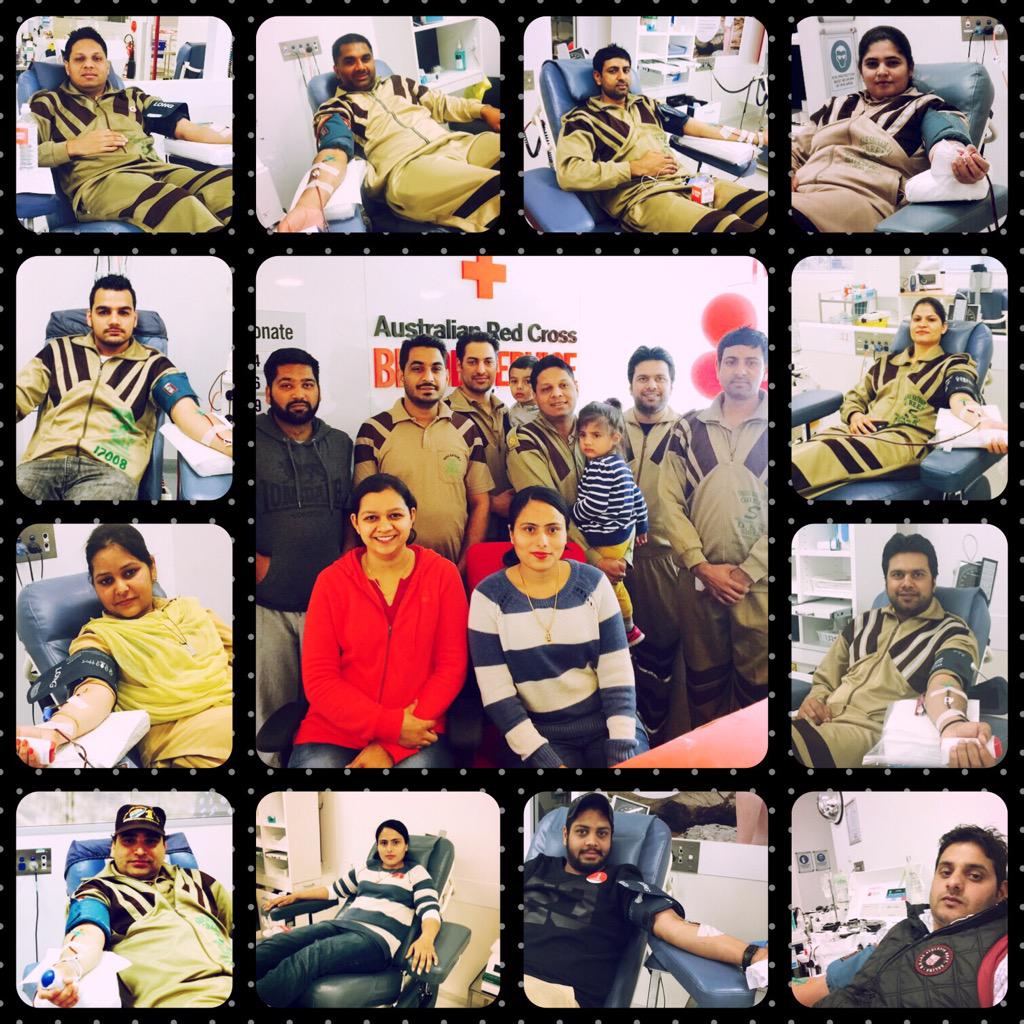 Gurmeetramrahim's tweet photo. #WishBdayByWelfare Green 'S' Welfare Force Volunteers donated 15 units blood in Sydney,Australia for serving humanity http://t.co/y9HO8DMSQI